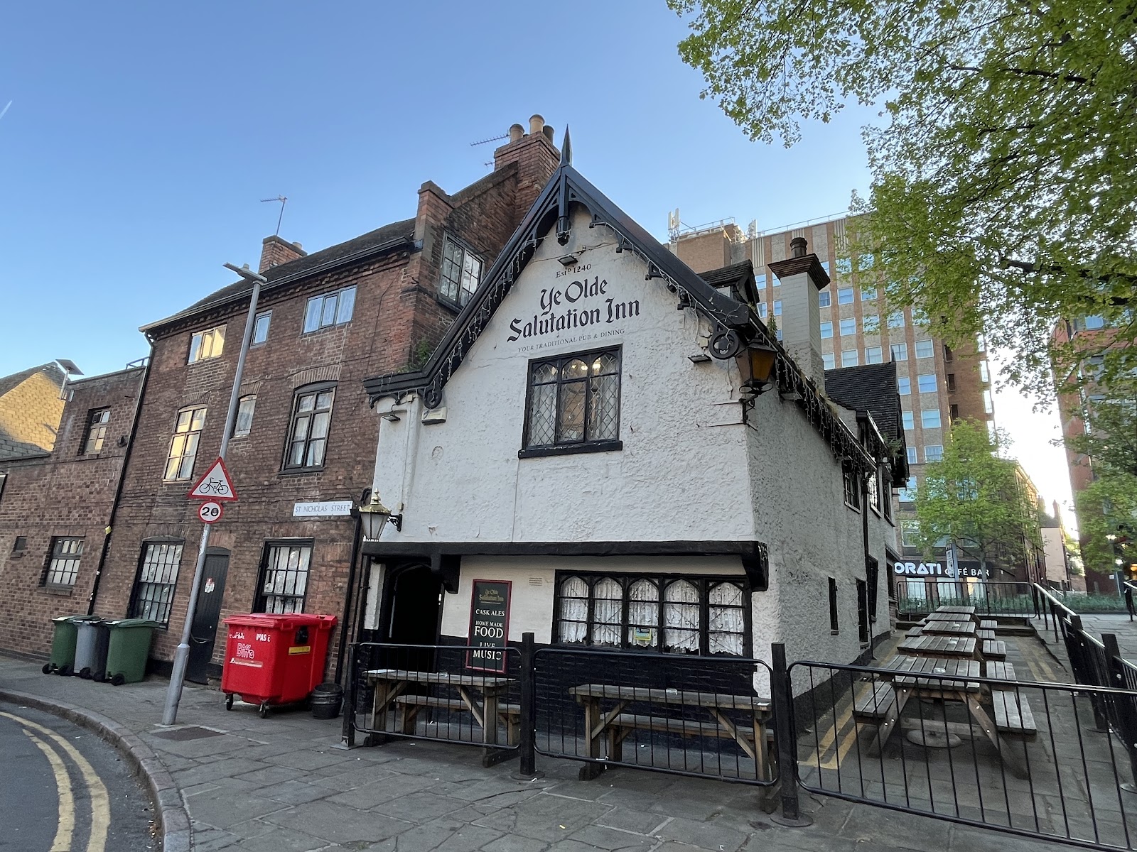 Ye Olde Salutation Inn, photo from the pub's Google listing
